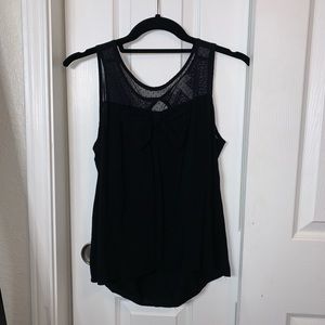 Black bow tank top